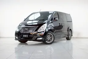 2B259 HYUNDAI H-1 2.5 DELUXE AT 2014