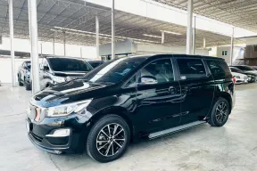 KIA GRAND CARNIVAL 2.2 LX ปี 2021 รถสวย มือแรกออกห้าง พร้อมใช้ ไมล์น้อย รับประกันตัวถังสวย
