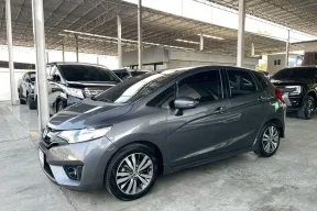 HONDA JAZZ 1.5 SV ปี 2016 รถสวย สภาพพร้อมใช้ ไมล์น้อย TOP สุด รับประกันตัวถังสวย