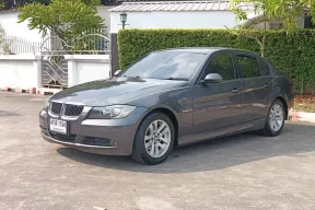 BMW 3 Series 320i E90 ปี 2006 รถสวยพร้อมใช้งาน