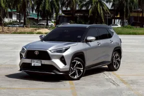 TOYOTA YARIS CROSS 1.5 HEV Premium Luxury AT ปี 2023 จด 2024