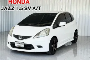 รถบ้าน ตัวท๊อป Honda JAZZ 1.5SV i-VTEC รถเก๋ง 5 ประตู 