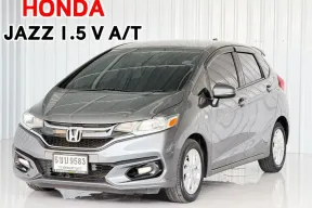 GK รถบ้าน มือเดียว Honda JAZZ 1.5V i-VTEC รถเก๋ง 5 ประตู 