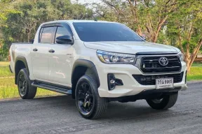 TOYOTA HILUX REVO Rocco 2.8 2WD Double Cab A/T ปี 2018