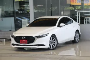 Mazda 3 2.0 SP ปี 2021 รถบ้านมือเดียว ใช้น้อยเข้าศูนย์ตลอด สวยเดิมทั้งคัน ยางสวย ออกรถ0บาท