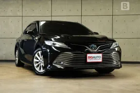 2021 Toyota CAMRY 2.5 Hybrid Premium Sedan AT ไมล์แท้ 8 หมื่น รับประกันตัวรถ 5 ปี 150,000 KM B3951