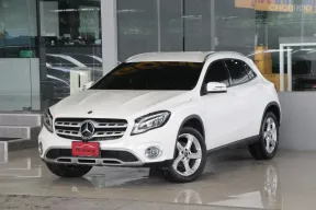 Mercedes-Benz GLA-Class 1.6 ปี 2020 ไมล์แท้แน่นอน5x,xxxโล รถบ้านแท้มือเดียว สวยเดิมทั้งคัน ออกรถ0บาท