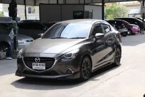 2019 Mazda 2 1.3 high connect รถเก๋ง 4 ประตู 