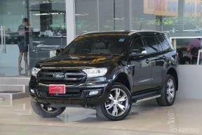 Ford Everest 2.2 Titanium+ ปี 2018 ไมล์แท้แน่นอน3x,xxxโล รถบ้านแท้ๆ เข้าศูนย์ตลอด สวยเดิม ออกรถ0บาท
