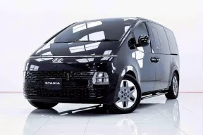 6B619 HYUNDAI STARIA 2.2 SEL AT 2023