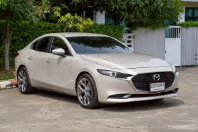 MAZDA 3 2.0 C AT ปี 2022 สีน้ำตาล