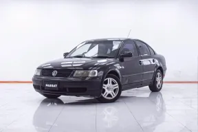 1F335 VOLKSWAGEN PASSAT 1.8 HIGHLINE SEDAN AT 2001