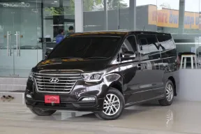Hyundai H-1 2.5 Elite ปี 2020 รถบ้านแท้มือเดียว ไมล์น้อยเข้าศูนย์ตลอด สวยเดิมทั้งคันรับประกัน ฟรีดาว