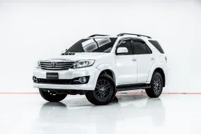 3B633 TOYOTA FORTUNER 3.0 V AT 2015