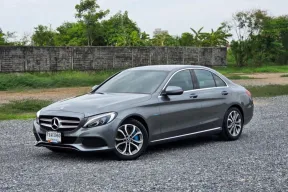 MERCEDES-BENZ C350e Plug-In HYBRID Avantgarde [W205] ปี 2017 ไมล์ป้ายแดง แทบไม่ได้ใช้ เซอร์วิสศูนย์