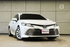 2021 Toyota CAMRY 2.5 Hybrid Sedan AT ไมล์แท้ รับประกันตัวรถ 5 ปี 150,000 KM B4560