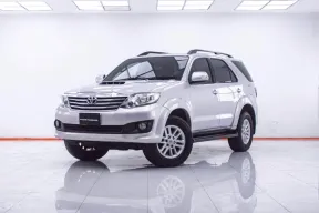 1F493 TOYOTA FORTUNER 3.0 V 2WD AT 2013