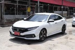 2019 Honda CIVIC 1.5 Turbo RS รถเก๋ง 4 ประตู รถบ้านแท้ ผ่อน 11,000./