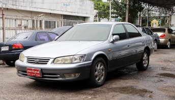 2001 Toyota CAMRY 2.2 GXi รถเก๋ง 4 ประตู 