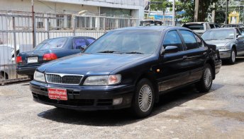 1996 Nissan CEFIRO 2.0 20G รถเก๋ง 4 ประตู 