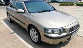 รถมือสอง 2004 Volvo S60 2.3 รถเก๋ง 4 ประตู  ราคาถูก