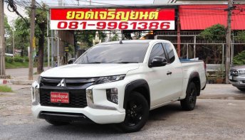 2020 Mitsubishi TRITON 2.5 Mega GLX  รถสวย ไมล์น้อย การันตรีไมล์แท้ ผ่อนเดือนละ7,***.- บาท