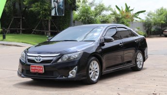 2013 Toyota CAMRY 2.5 Hybrid ผ่อนเดือนละ 7,***.ออกรถ0 บาท