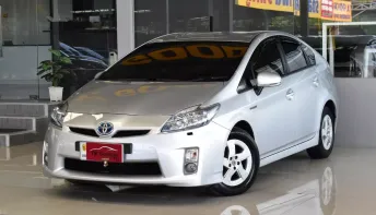 Toyota Prius 1.8 Hybrid ปี 2012 เปลี่ยนแบต HYBRID ที่ศูนย์มาแล้ว รถบ้านแท้ๆ เข้าศูนย์ตลอด ออกรถ0บาท