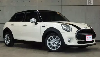 2017 Mini Cooper 1.5 F55 Hatchback AT ออกศูนย์ MINI เยอรมันบางนา ปี 2017 เเท้ครับ B8259