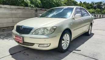 2002 Toyota CAMRY 2.4 Q รถเก๋ง 4 ประตู 