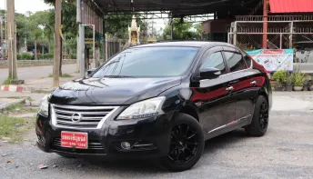 2013 Nissan Sylphy 1.6 V รถเก๋ง 4 ประตู ผ่อนเดือนละ 4,000/72 ง.