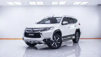 1C984 MITSUBISHI PAJERO 2.4 GT PREMIUM 4WD AT 2016