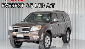 Ford Everest 2.5 LTD SUV ดีเซล รถครอบครัว พร้อมใช้