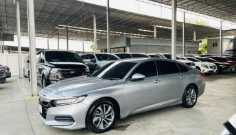 HONDA ACCORD 1.5 EL TURBO ปี 2020 รถสวยมือแรกออกห้าง ไมล์น้อย 7 หมื่นโล พร้อมใช้ รับประกันตัวถังสวย