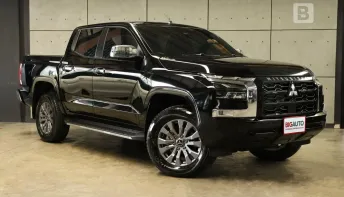 2025 Mitsubishi Triton 2.4 DOUBLE CAB Plus Ultra AT ไมล์เเท้ 941 KM Warranty 5ปี 100,000KM B8478