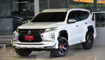 Mitsubishi Pajero Sport 2.4 GT Premium 2WD ปี 2020 สวยชิดป้ายแดง รถบ้านมือเดียว ใช้น้อยเข้าศูนย์ตลอด