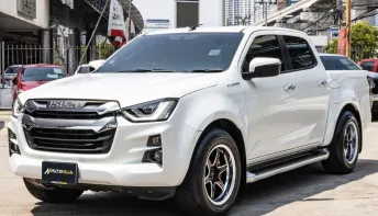 2022 Isuzu Dmax Cab4 Hilander 1.9 L DA M/T สวยกว่านี้ก็ป้ายแดงแล้ว