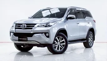 5B611 TOYOTA FORTUNER 2.8 V 2WD AT 2015