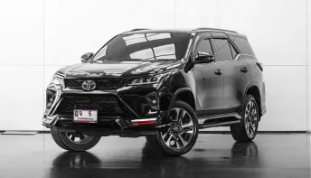 2020 Toyota Fortuner 2.4 Legender SUV รถสภาพดี มีประกัน