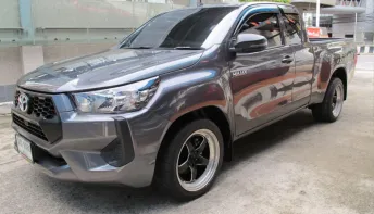 2024 TOYOTA REVO CAB 2.4 ENTRY (โฉมใหม่ เครื่องยูโร 5) เกียร์ธรรมดา สีเทา รถสวยสภาพใหม่ ฟรีดาวน์ 