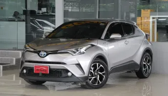Toyota C-HR 1.8 HV MID ปี2020 รถบ้านมือเดียว ไมล์น้อยเข้าศูนย์ตลอด สวยเดิมทั้งคันรับประกัน ออกรถ0บาท