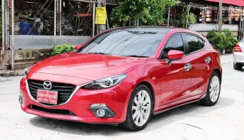 ขายรถมือสอง 2015 Mazda 3 2.0 E รถเก๋ง 5 ประตู ผ่อน 8,*** บาท ออกรถ 0 บาท ไมล์น้อยมาก