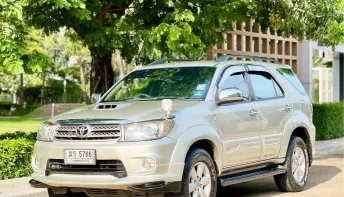 Toyota Fortuner 3.0 V 2wd ปี 2008 จด 2009