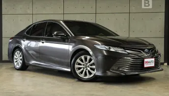 2019 Toyota CAMRY 2.5 Hybrid Premium Sedan AT ไมล์แท้ 9 หมื่น ประวัติการดูแลรักษารถดี B6151