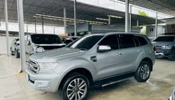 FORD EVEREST 2.2 TITANIUM PLUS ปี 2017 รถสวย มือแรกออกห้าง ไมล์น้อย TOP สุด รับประกันตัวถังสวย