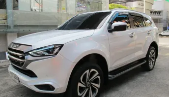 2022 ISUZU MU-X 1.9 ULTIMATE 2WD AUTO สีขาวมุก  วิ่งน้อย 26,619 กม. รถสวยสภาพใหม่ มือเดียว ฟรีดาวน์