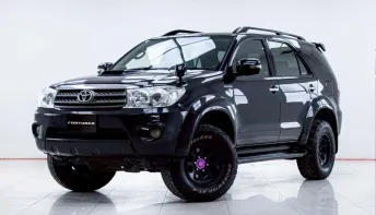 5B759 TOYOTA FORTUNER 3.0 V 2WD AT 2011