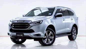 5B864 Isuzu MU-X 3.0 ULTIMATE 4WD  SUV  2023