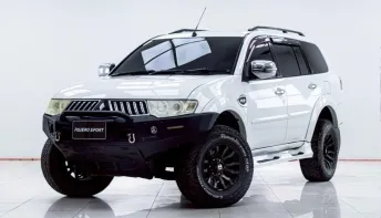 5B878 Mitsubishi Pajero Sport 2.5 SUV  