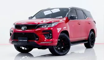6B081 TOYOTA FORTUNER 2.8 GR SPORT BLACK TOP 4WD AT 2022